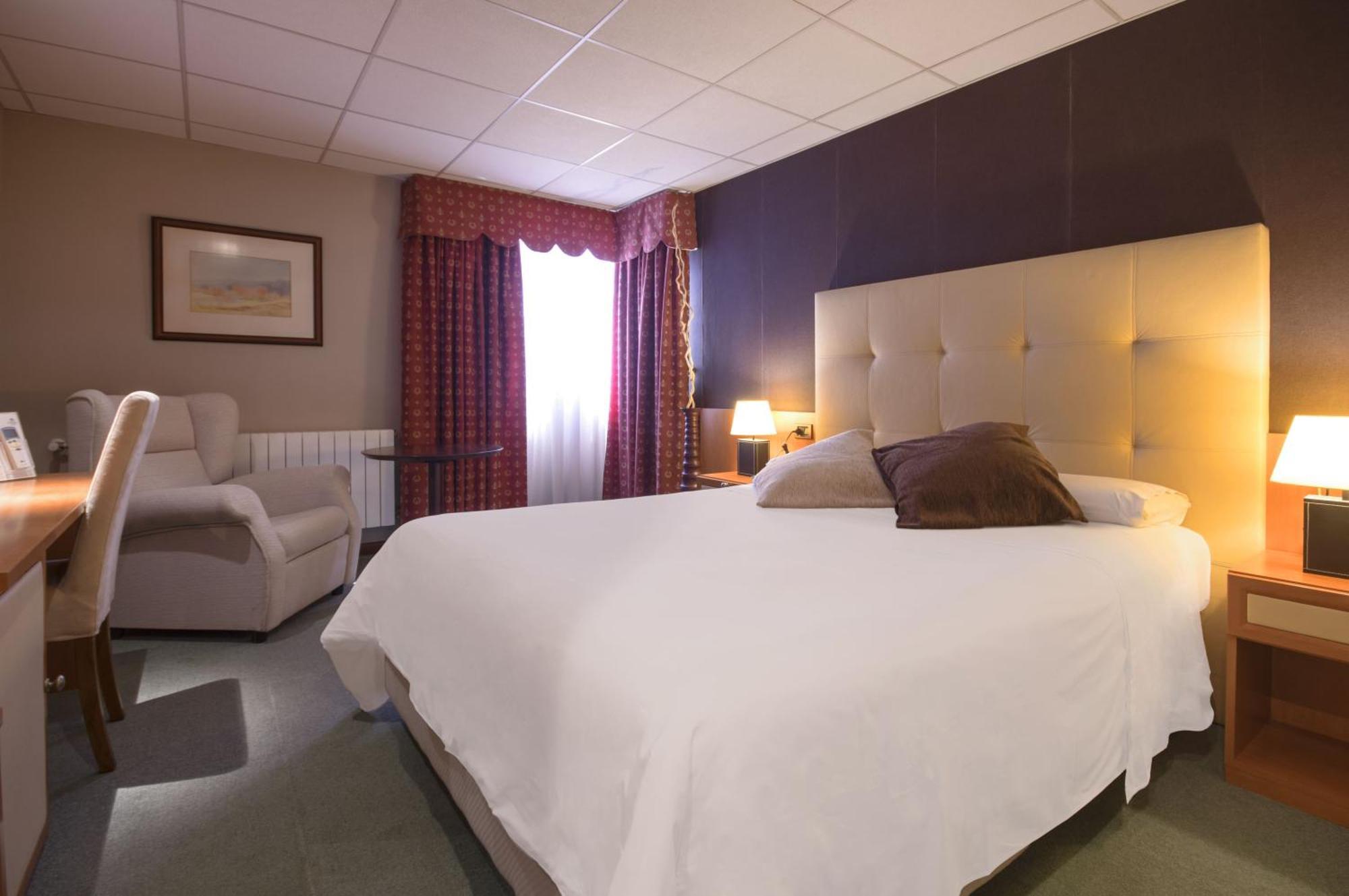 Coto Real Hotel Rabade Luaran gambar